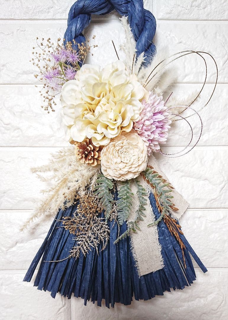 ダリアの洋風しめ縄リース