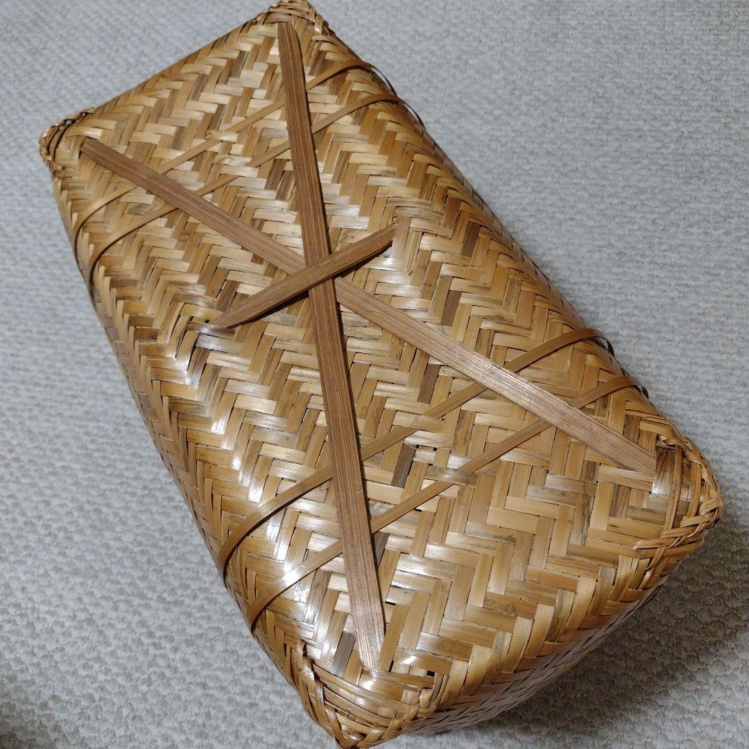 大きな竹籠　編みバスケット　昭和レトロ