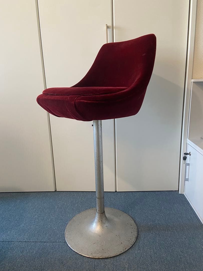 喫茶店　バー　チェア　ワインレッド ベルベット　レトロ　ミッドセンチュリー