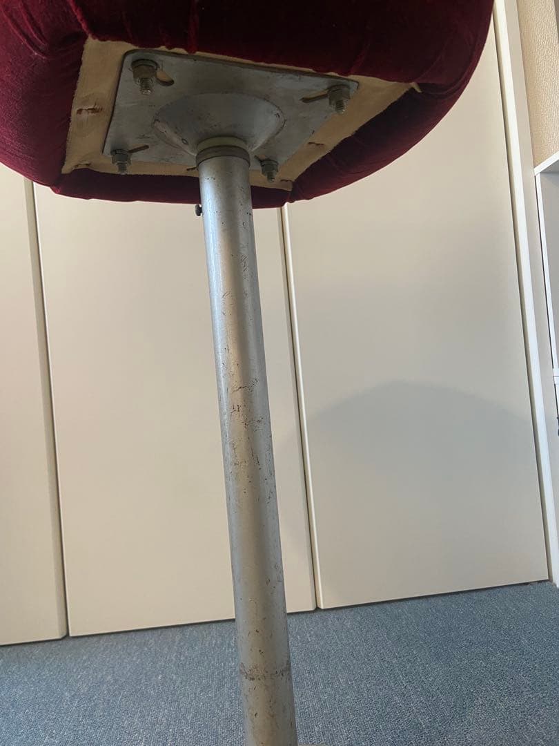 喫茶店　バー　チェア　ワインレッド ベルベット　レトロ　ミッドセンチュリー