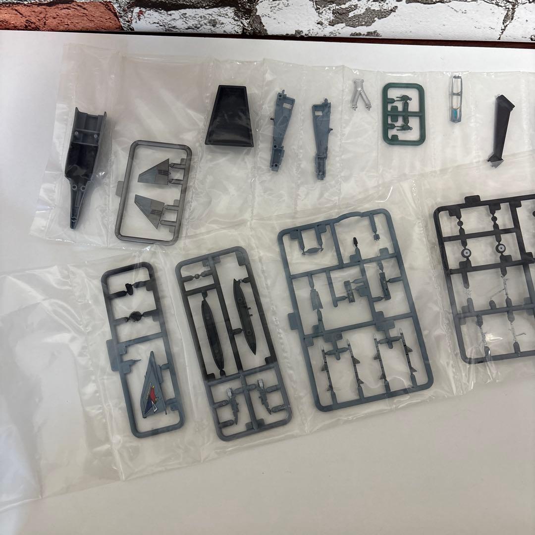 トミーテック　技ミックス　航空自衛隊　F-4EJ改　1/144 採色済み