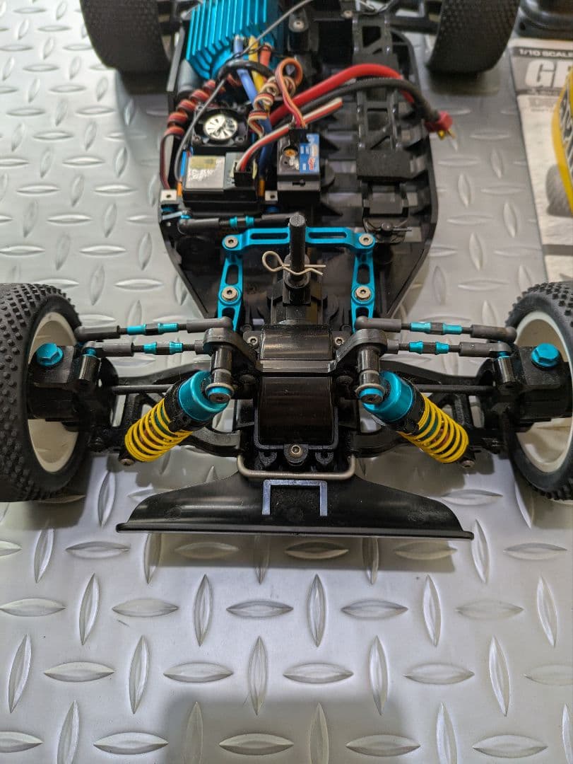 タミヤ DF 02グラベルハウンド4 WD レーシングバギー アルミ多数