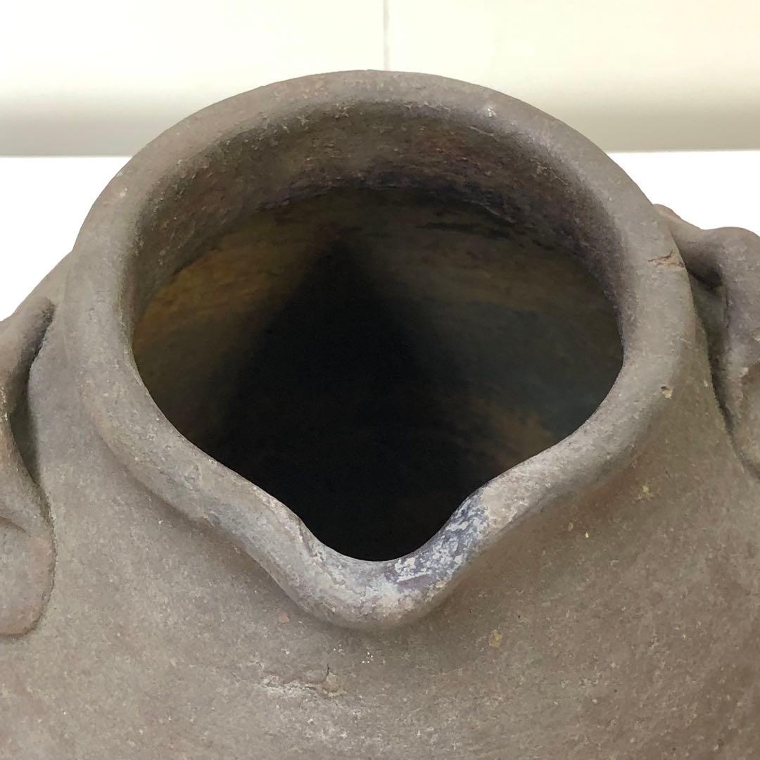 古信楽うずくまる壺 古い壺 耳付きうずくまる 骨董品 江戸期 - メルカリ