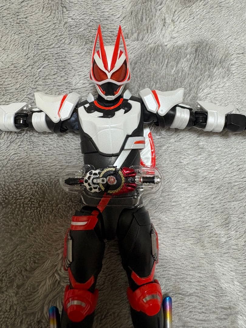 T*a様 S.H.Figuarts 仮面ライダーギーツ マグナムブーストフォーム