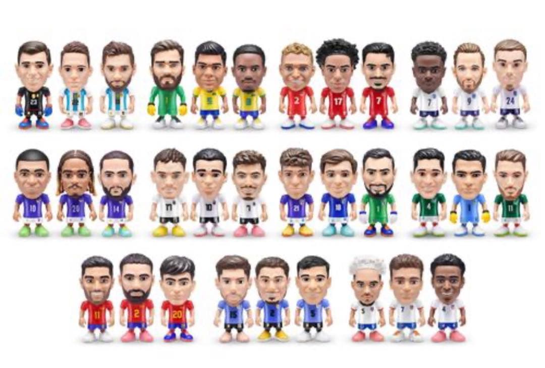 FIFA BALLERS レア 4体おまとめセット 未使用 梱包済 メッシ 付き