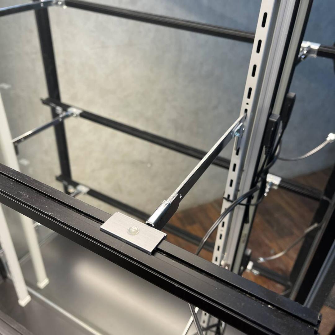 チヨダ FAMILIAR II ガラスショーケース ディスプレイ 飾り棚