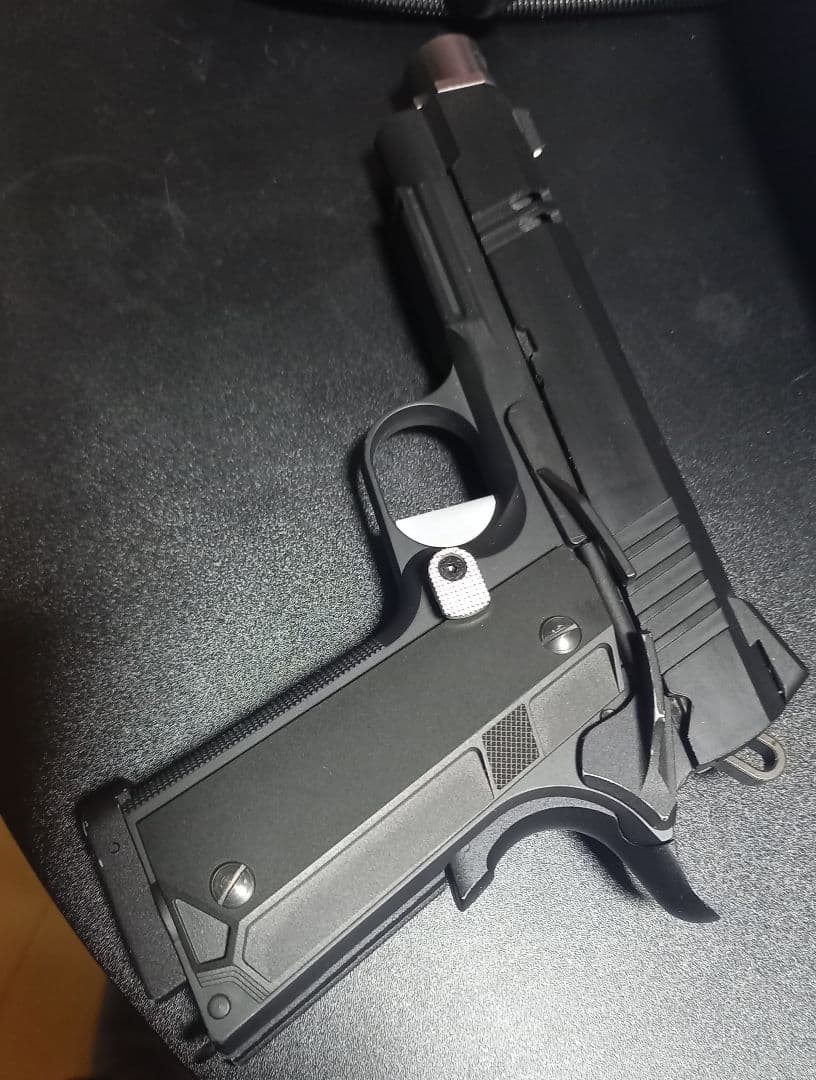 ク*ク様 carbon8 ヘルキャットカスタム　CO2ガスガン