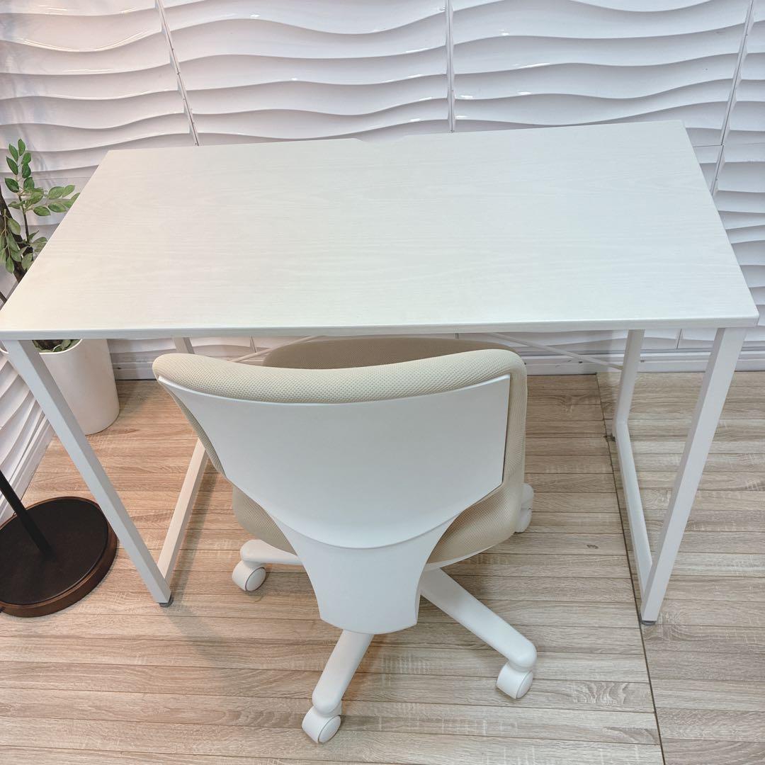 はすみん様3点セット　ゲーミングチェア変更　TV追加