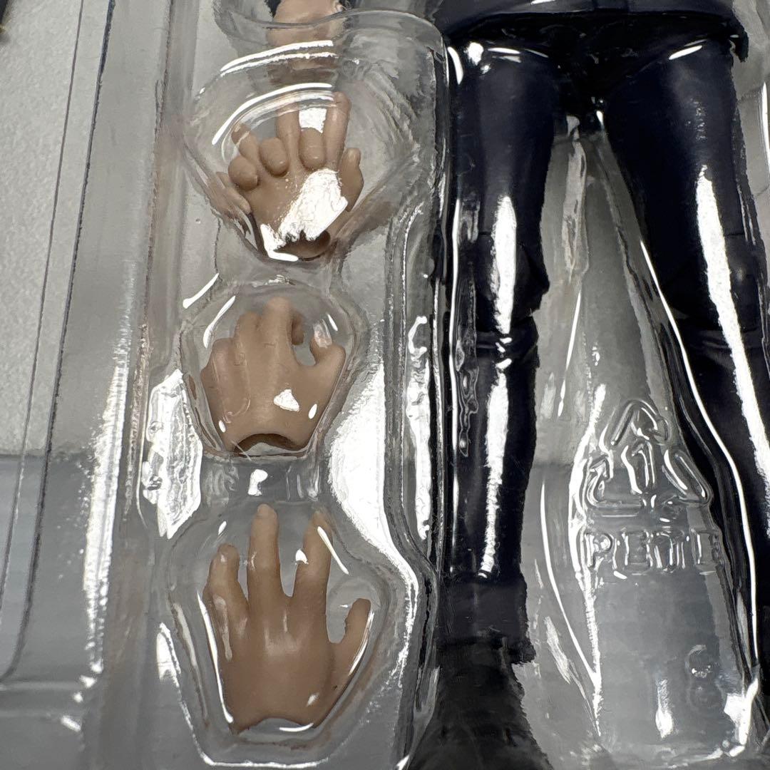 S.Hフィギュアーツ　呪術廻戦　五条悟