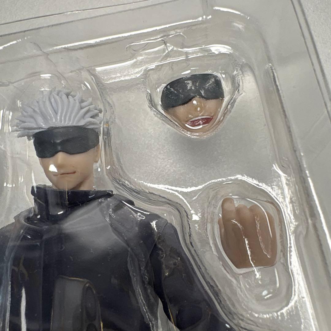 S.Hフィギュアーツ　呪術廻戦　五条悟