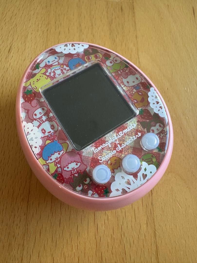 即購入OK たまごっちみーつ　サンリオコラボ サンリオキャラクターとたまごっちのコラボレーションが『たまごっちみ