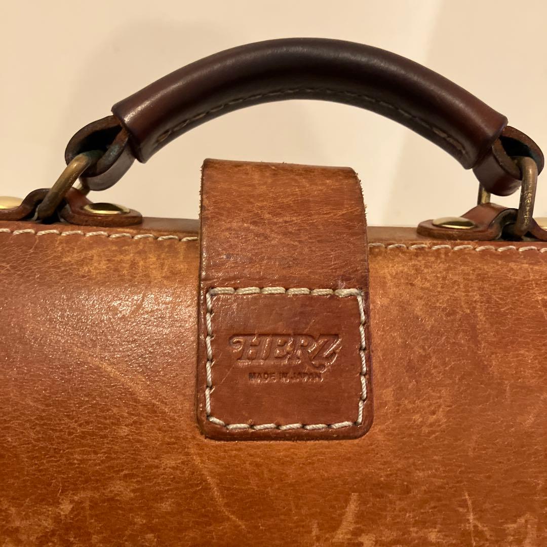 HERZ 本革　ビジネスバッグ