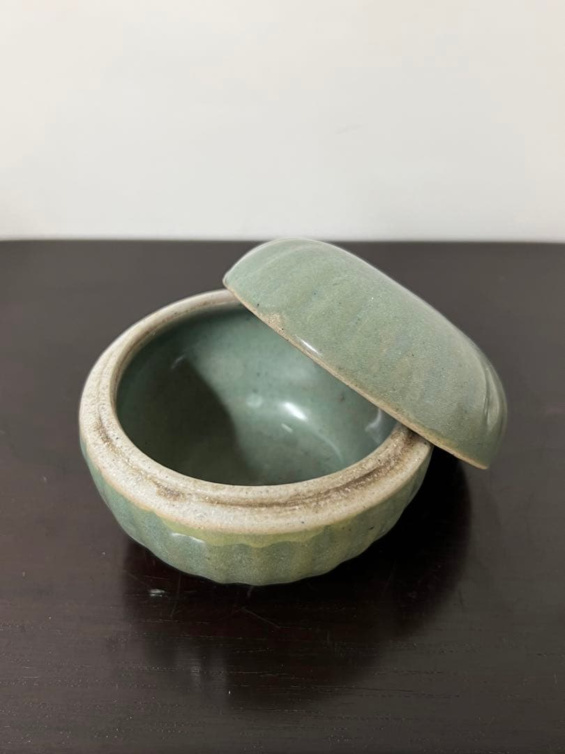 古美術•青磁香合•安南/明初 XG---008 - メルカリ