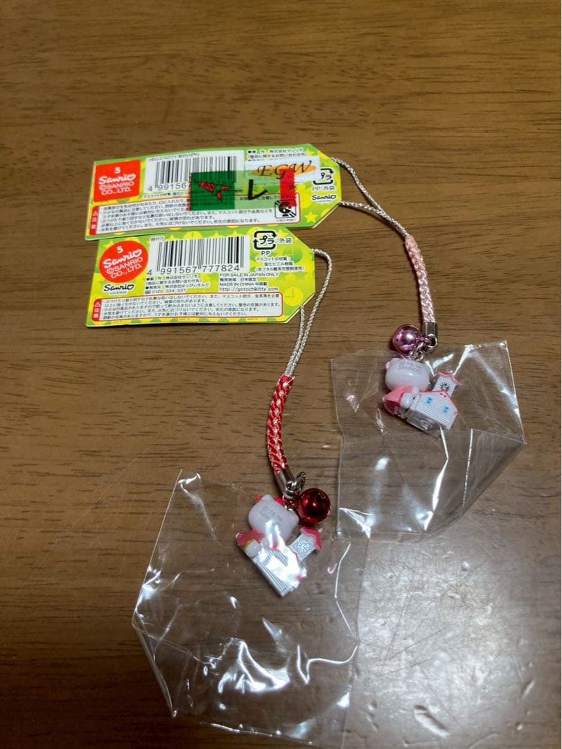 希少 激レア 新品 ご当地 ハローキティ 北海道 札幌時計台 ストラップ