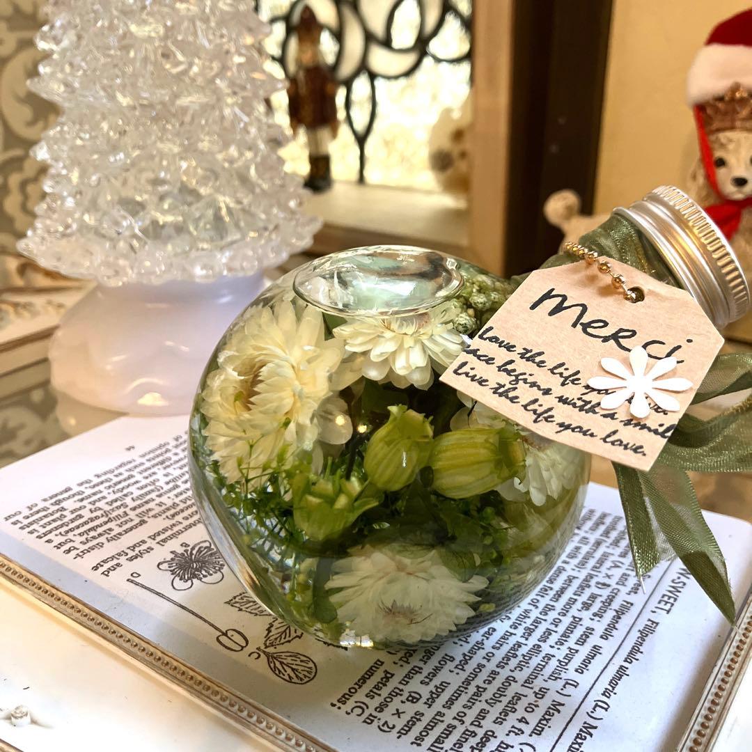 ◇ハーバリウム196 一周お花のグリーンbottle *.:。✿*゜¨