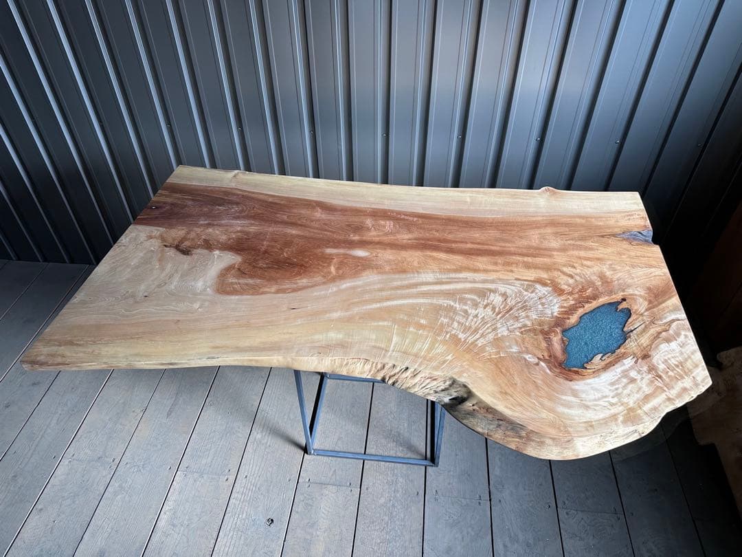 栃　トチ　一枚板　無垢材　ダイニング　テーブル　カウンター　ウォールナットポプラ