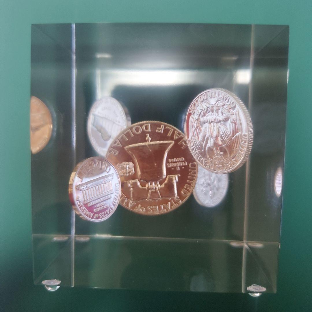 アリメカ硬貨ペーパーウエイト