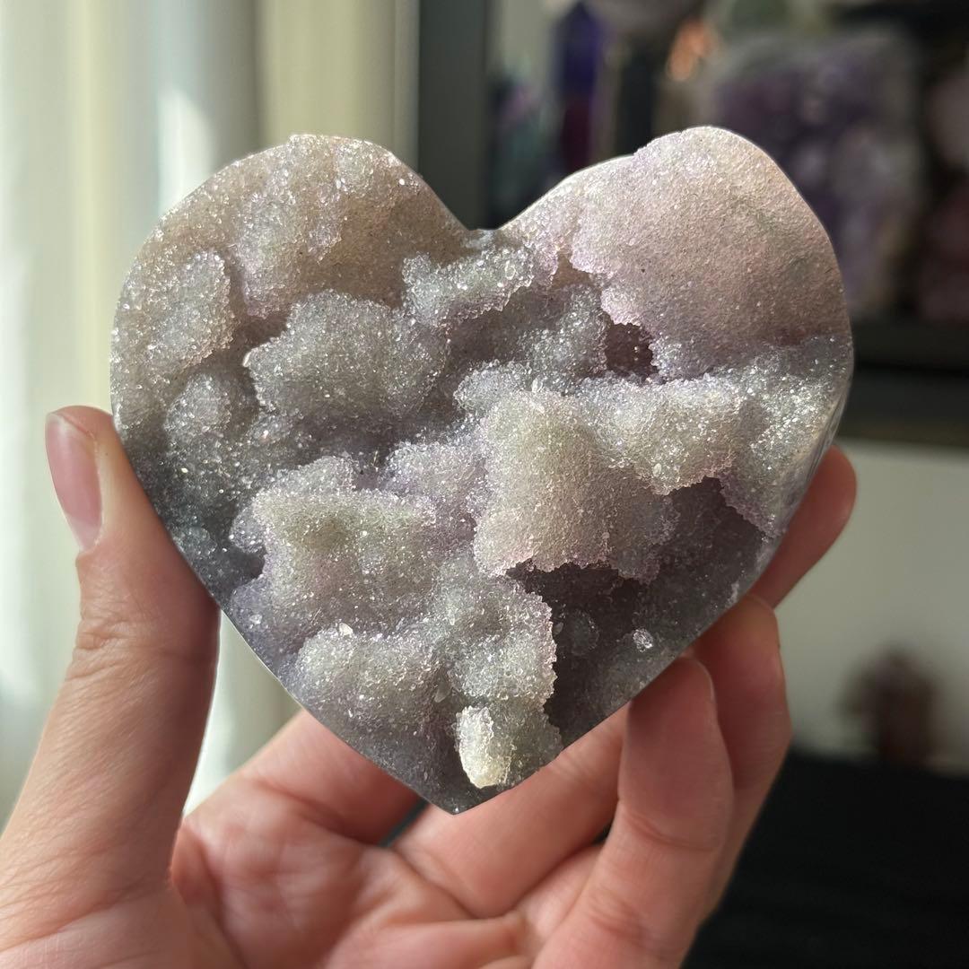 天然石シュガーアメジストのハート　置物NO.112409