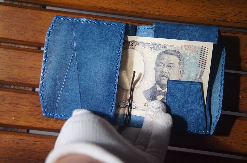 【送料無料】マヤベリーのマネークリップウォレット【コバルト】