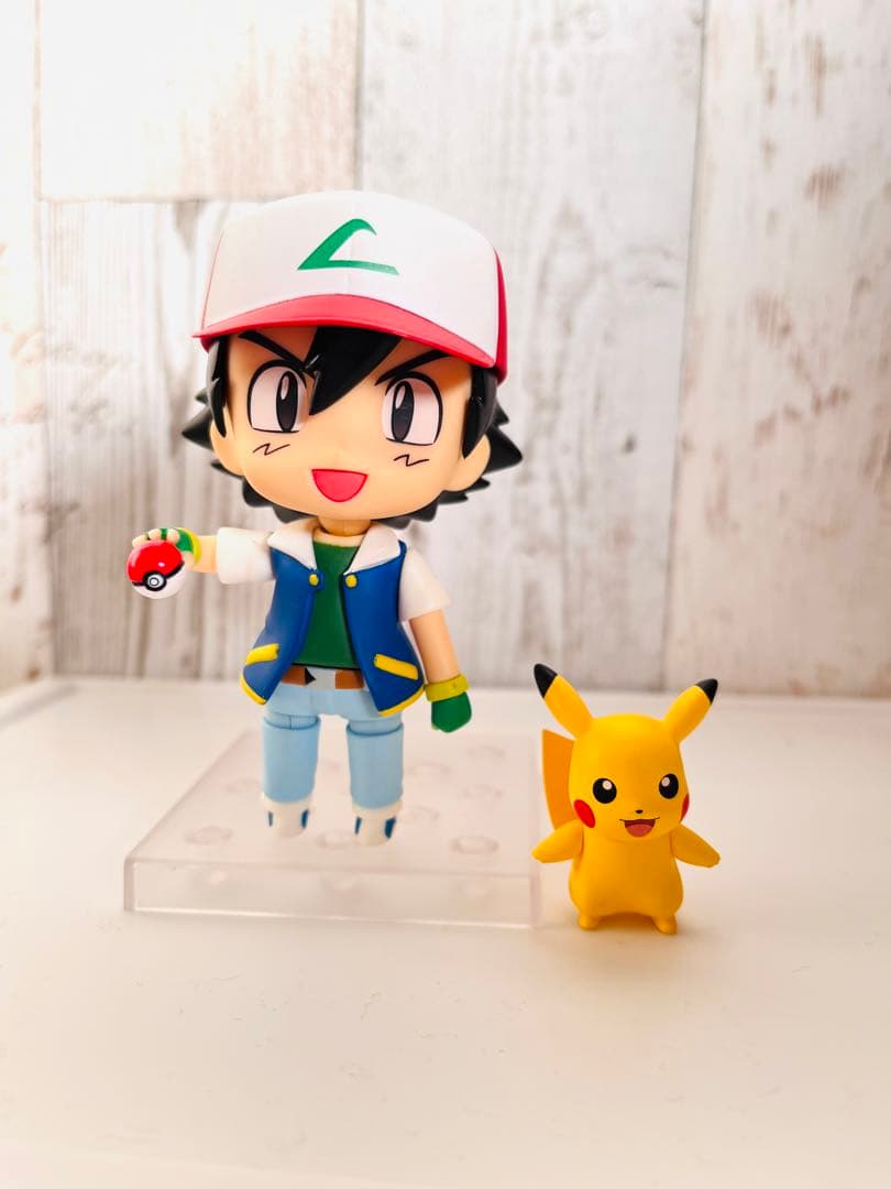 即日発送】ポケットモンスター サトシ&ピカチュウ ねんどろいど - メルカリ
