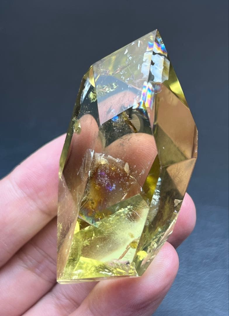 天然レインボーシトリン　黄水晶　美品　タンブル　ポイント　高品質　置物　　金運