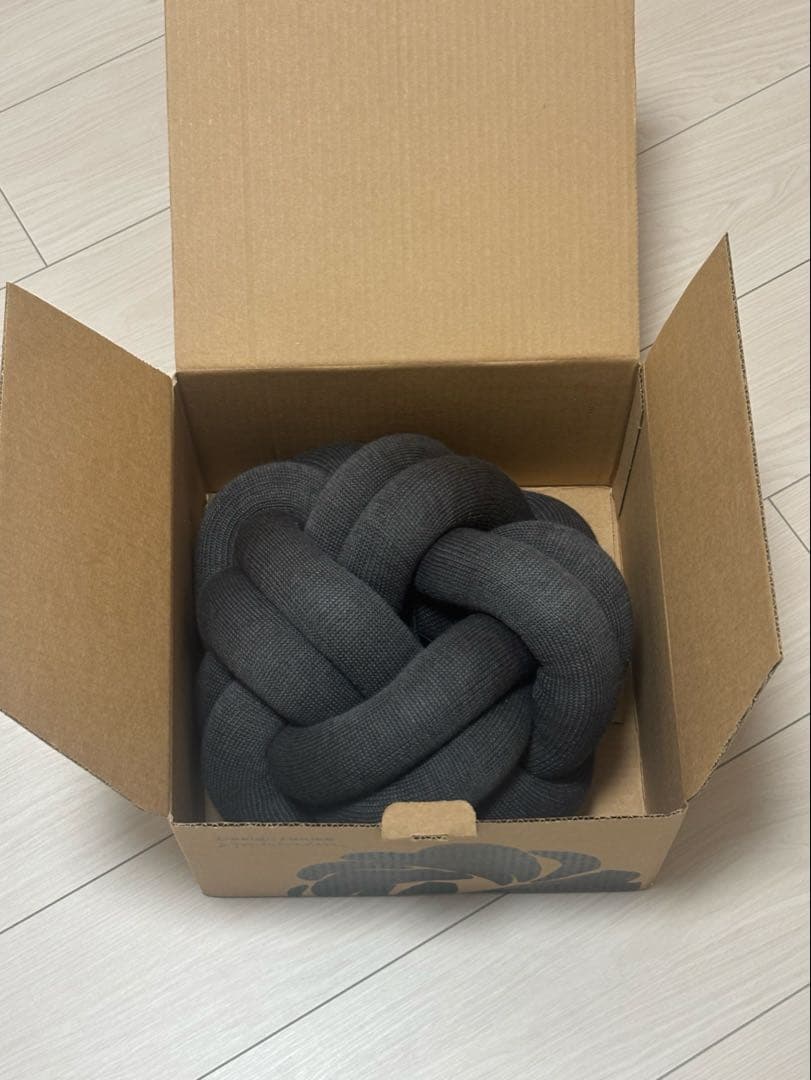 【未使用】【最終値下げ】knot クッション