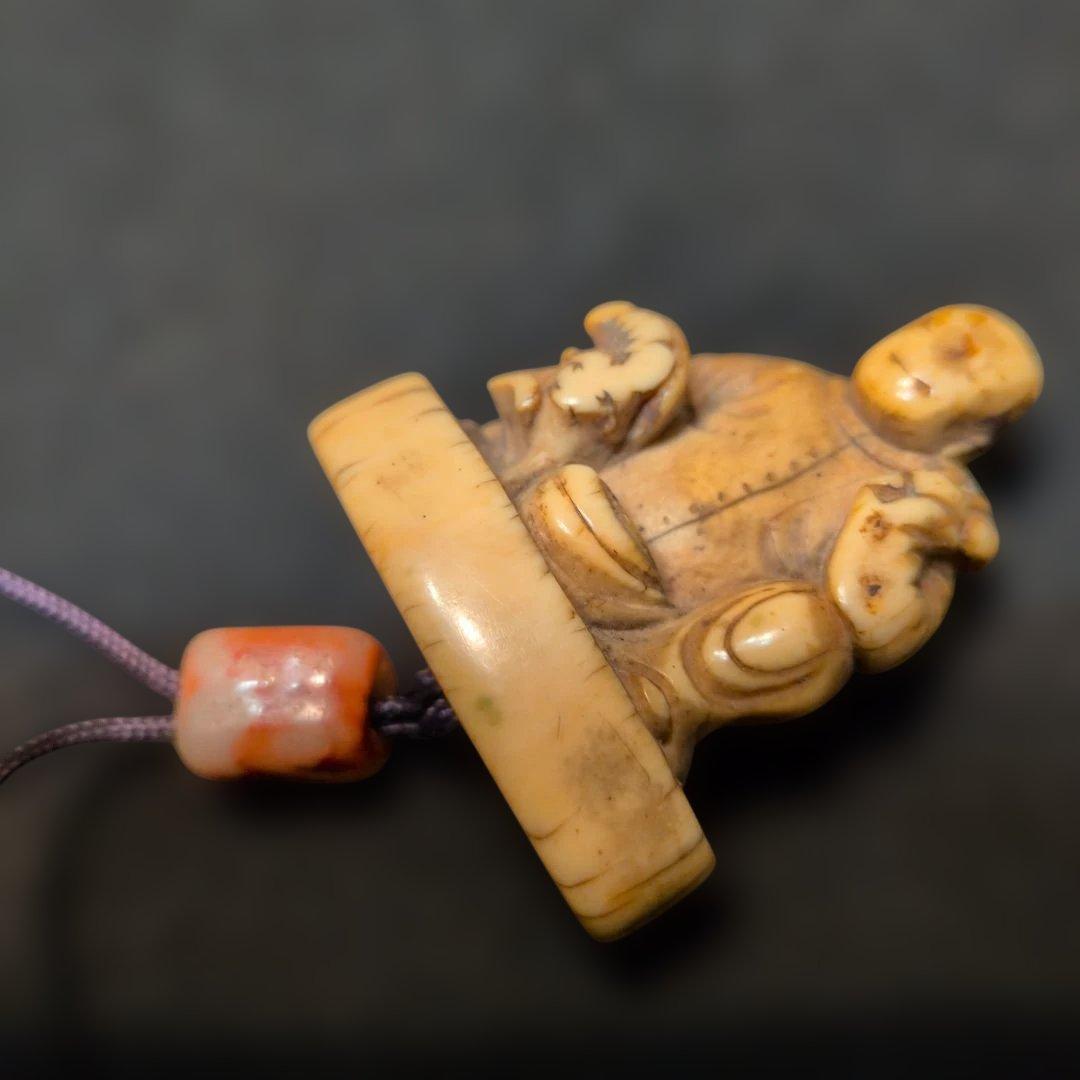 金蒔絵　印籠　人物根付