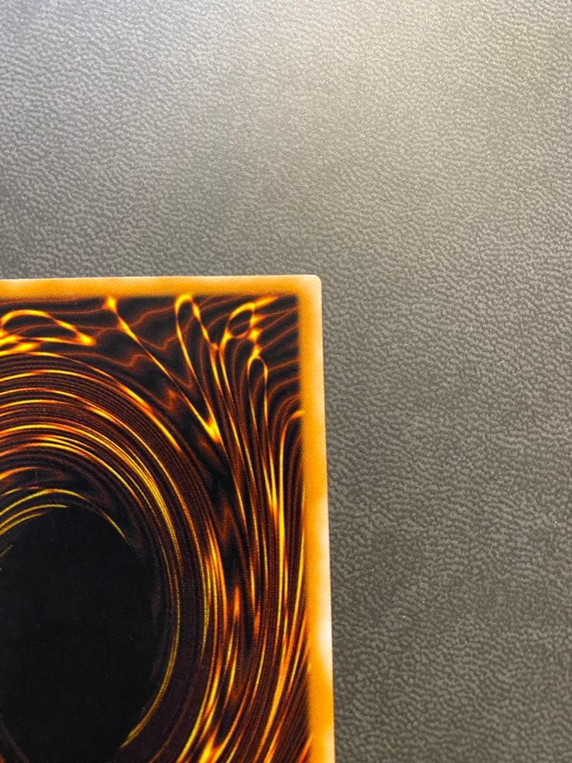 珍*痔様 遊戯王 ブラック・マジシャン 旧レリーフ アルティメットレア 二期 L