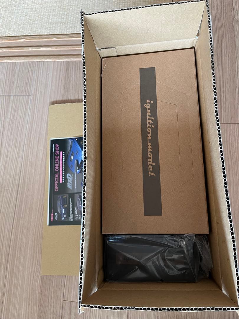 ミニカー 1/18TOPSECRET34GT-RBNR34GoldWith Engine