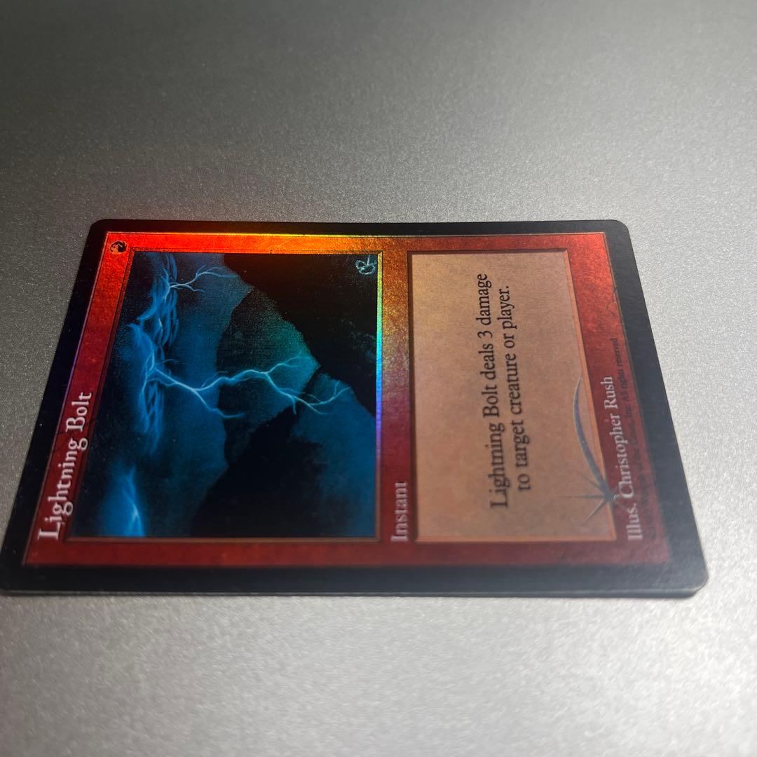 ④ MTG foil 《稲妻/Lightning Bolt》(ジャッジ褒賞)旧枠