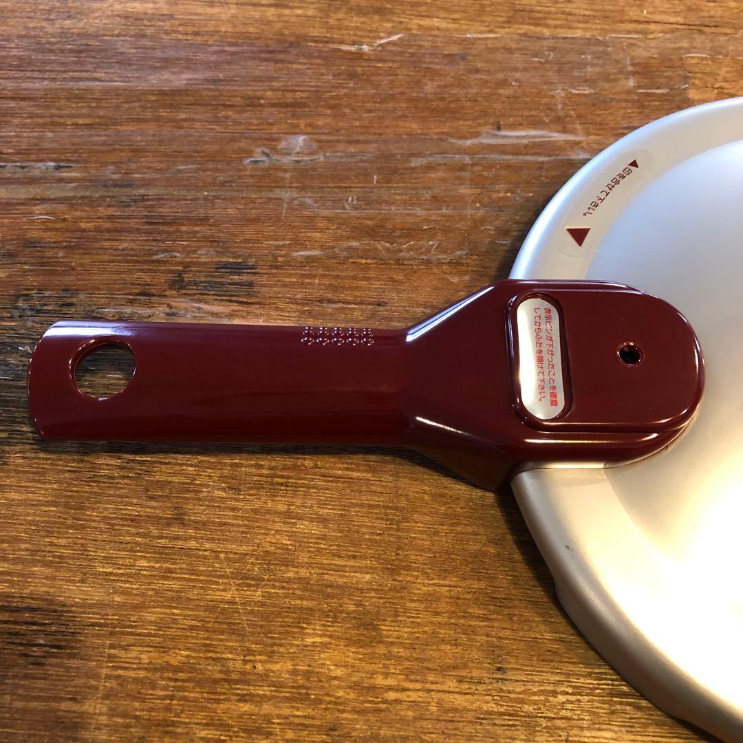 【新品未使用】理研 圧力鍋 こなべちゃん 3.0L 4号炊