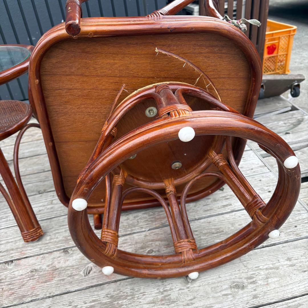 【昭和レトロ】薔薇柄 回転式ラタンチェア2脚＆ガラステーブル 3点セット 籐製