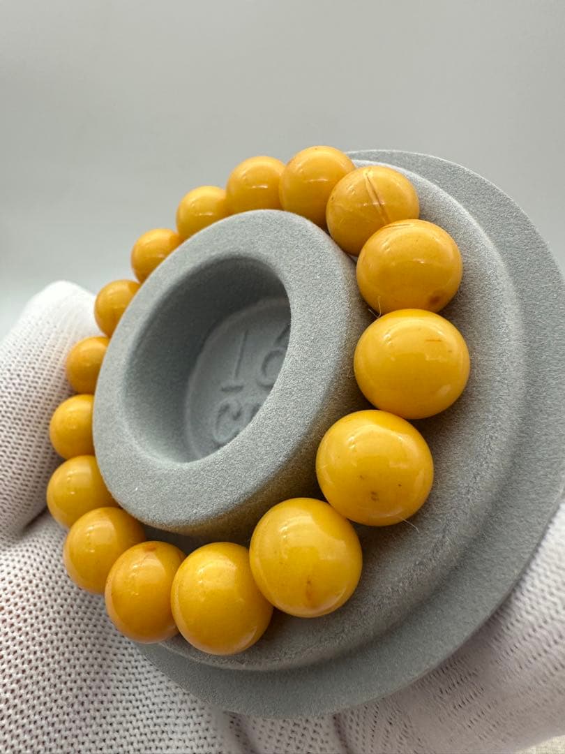 ☆天然☆ バルト海産　天然アンバー 琥珀 蜜蝋 ブレスレットフリーサイズ 美品