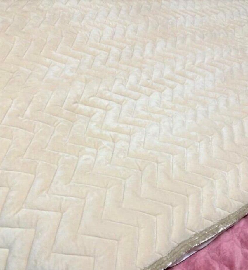 マシュマロぽこぽこ敷パット　ダブルサイズ