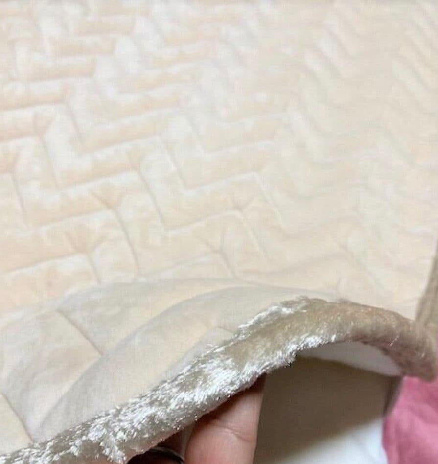 マシュマロぽこぽこ敷パット　ダブルサイズ