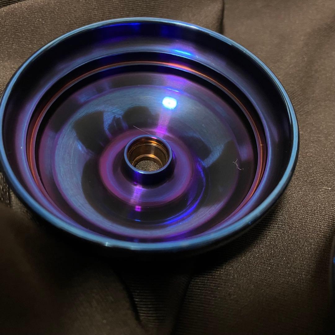 atmos projects Ari チタンブルー