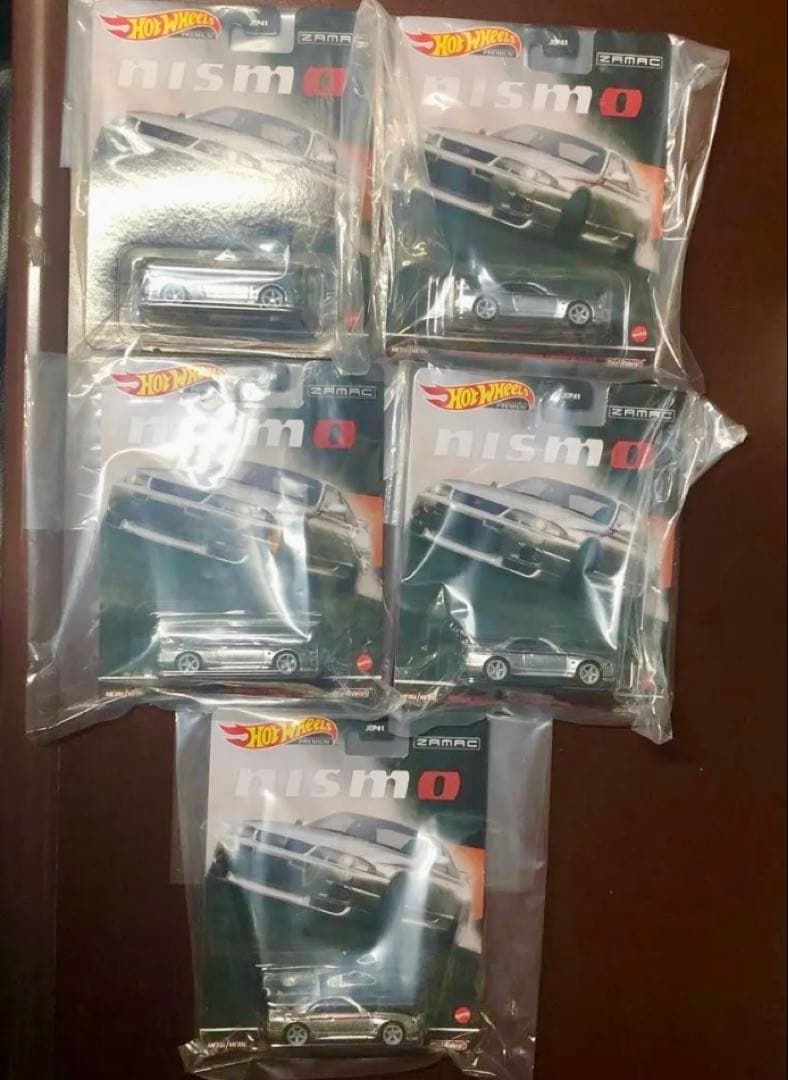 東京オートサロン 2026 ホットウィール 日産 GT-R NISMO 5台 - メルカリ