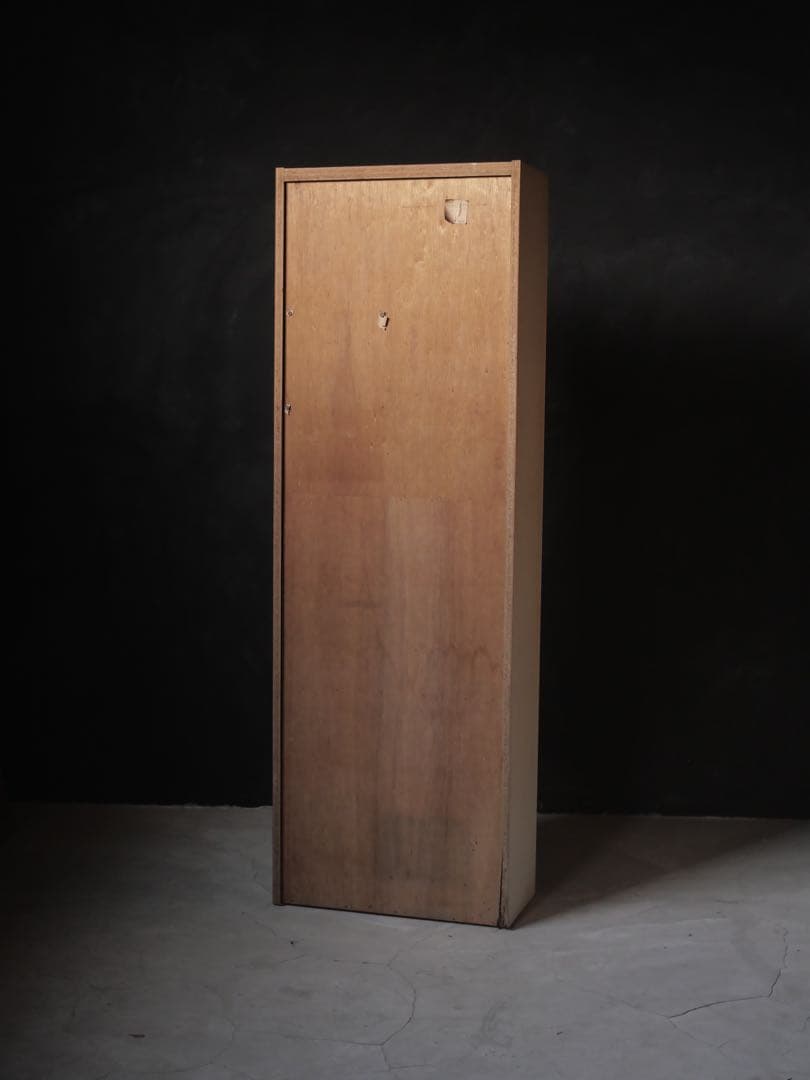 レトロ　食器棚　棚　スペースエイジ　古家具　古道具　レトロポップ　昭和レトロ