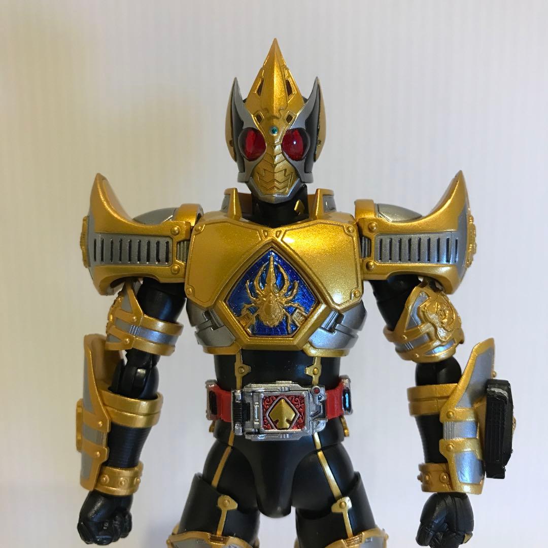 S.h.Figuarts 仮面ライダーブレイド キングフォーム