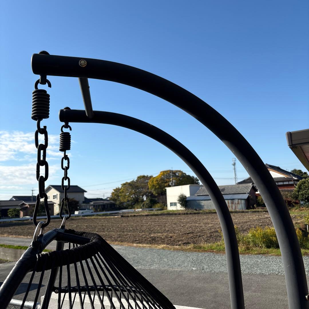 ブラックハンギングチェア