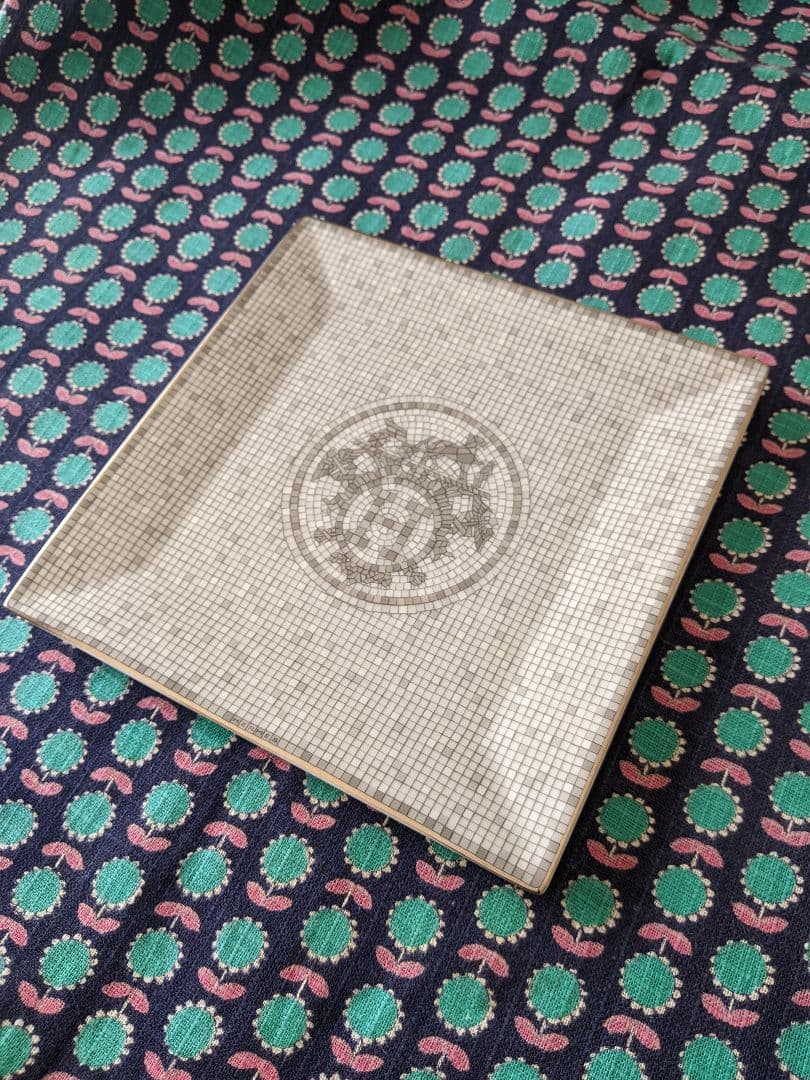 エルメス HERMES プラチナ プチカレ No3 モザイク24 - メルカリ