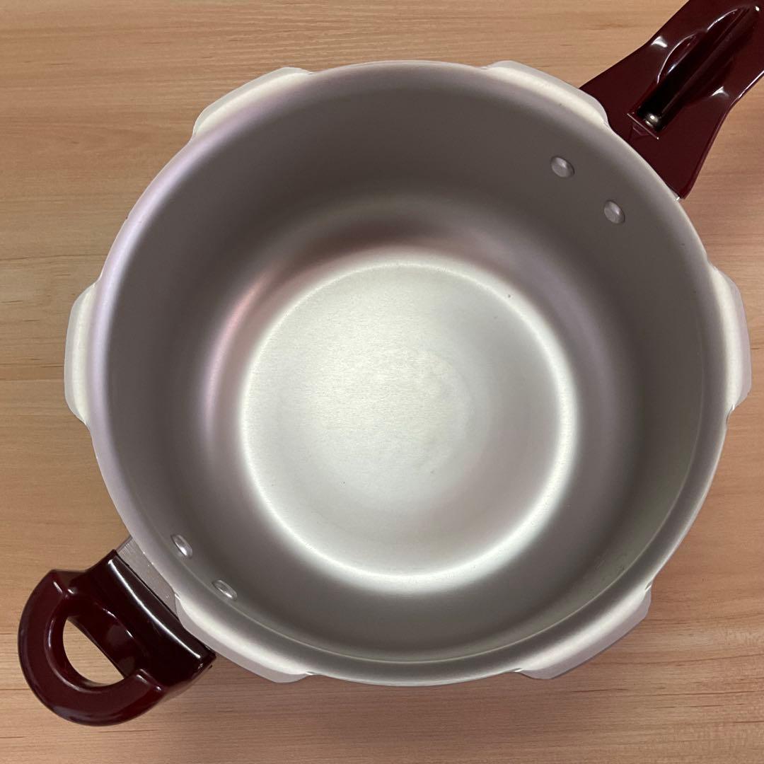 未使用 / RIKEN 理研 圧力鍋 こなべちゃん / 2.5ℓ 3合炊