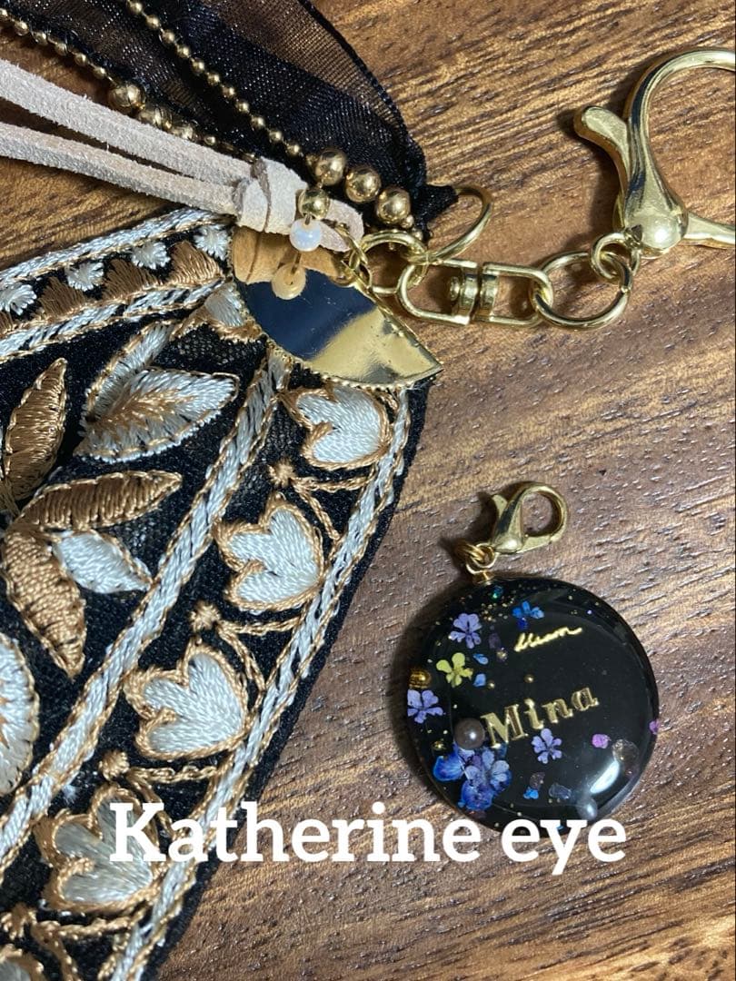 金額変更ハンドメイド　ドライフラワー　ネームレジン　キーホルダー　オーダーページ