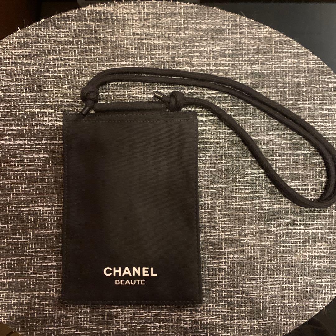 CHANELノベルティ スマホショルダー - メルカリ