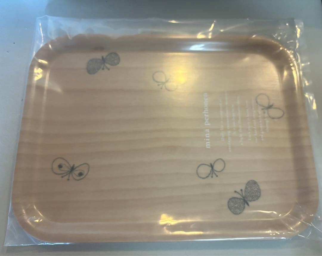 完売品】ミナペルホネン トレイ ちょうちょトレー ブラック - メルカリ