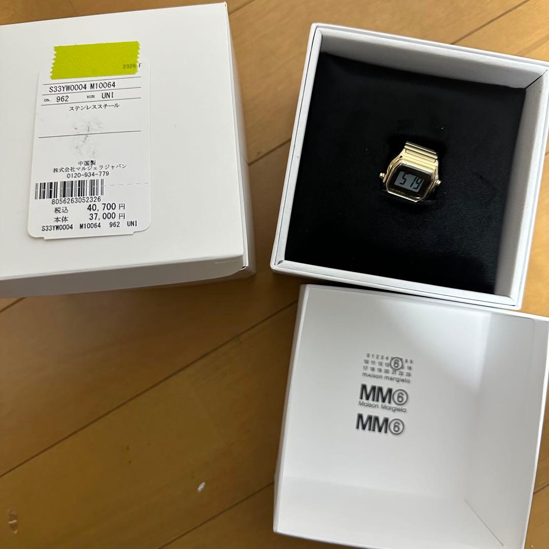 タイメックス x MM6メゾンマルジェラ T80 リングウォッチ \"ゴールド\"