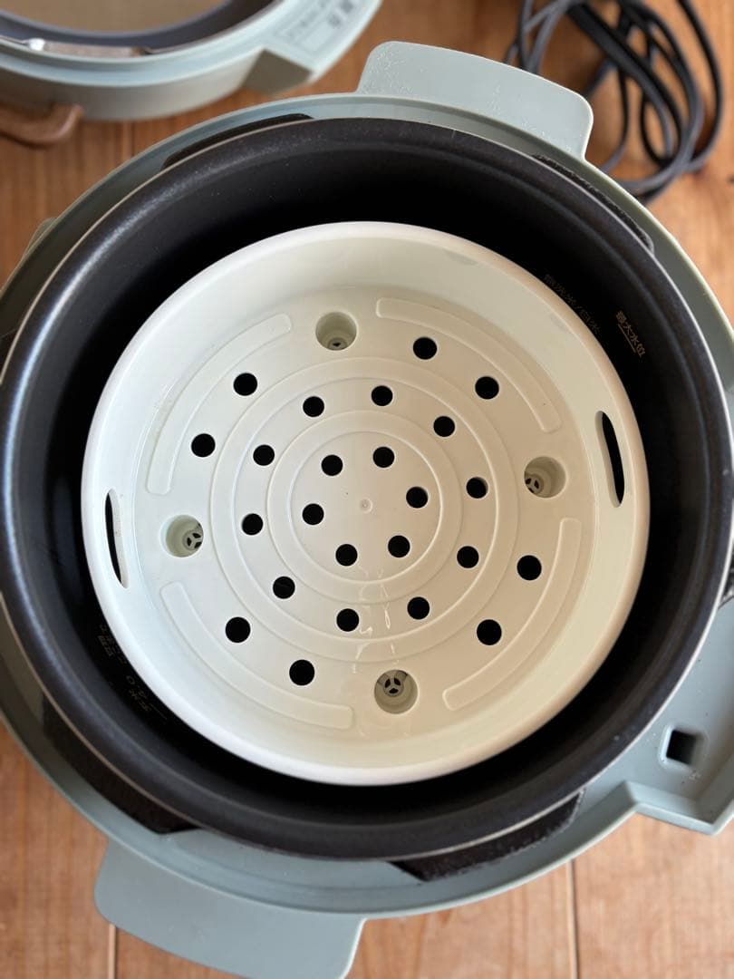 アイリスオーヤマ 電気圧力鍋 3L KPC-MA3-G グリーン 液晶タイプ