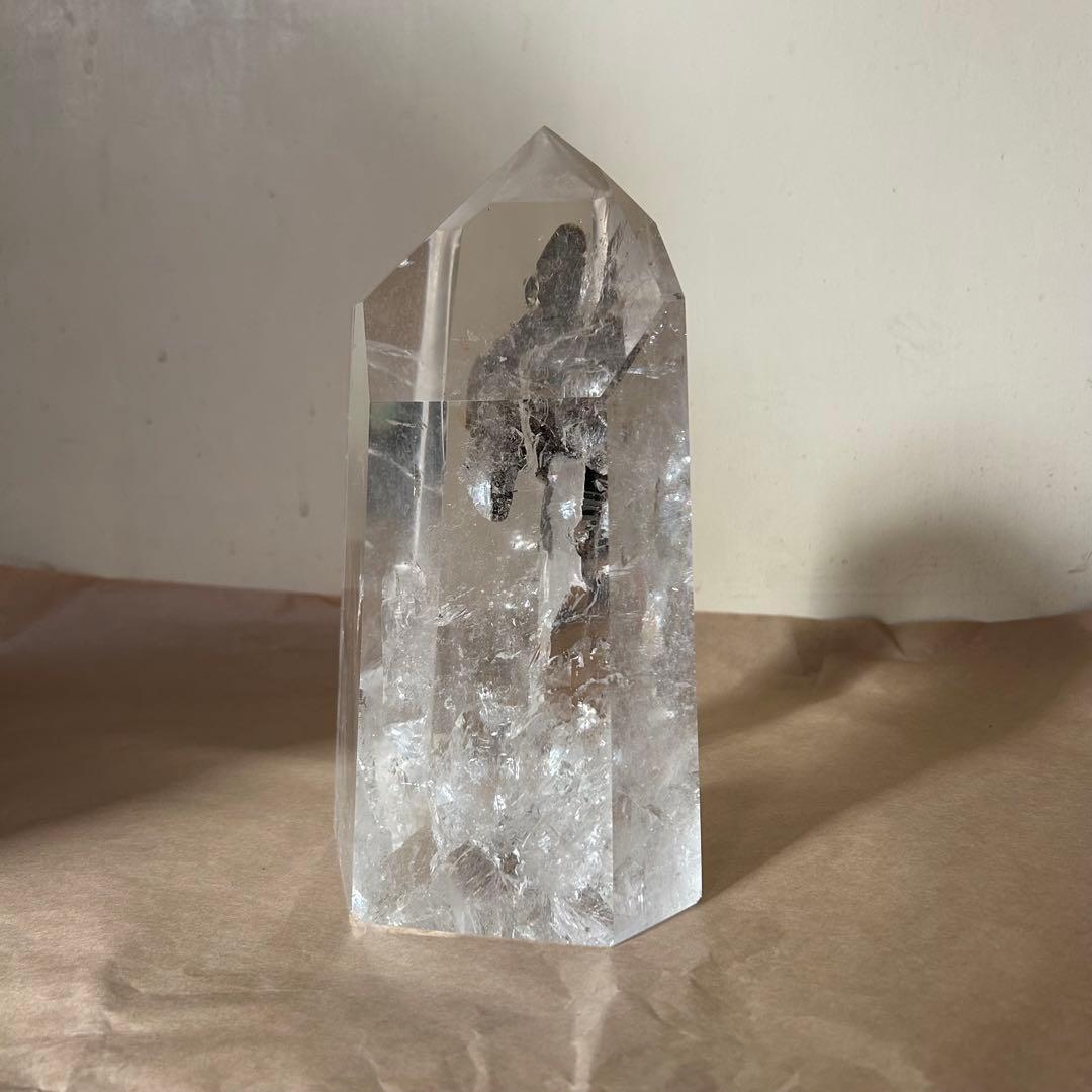 水晶　ポイント　高さ　21センチ　置物