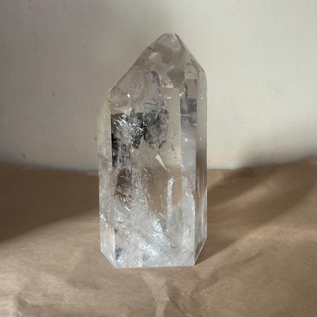 水晶　ポイント　高さ　21センチ　置物