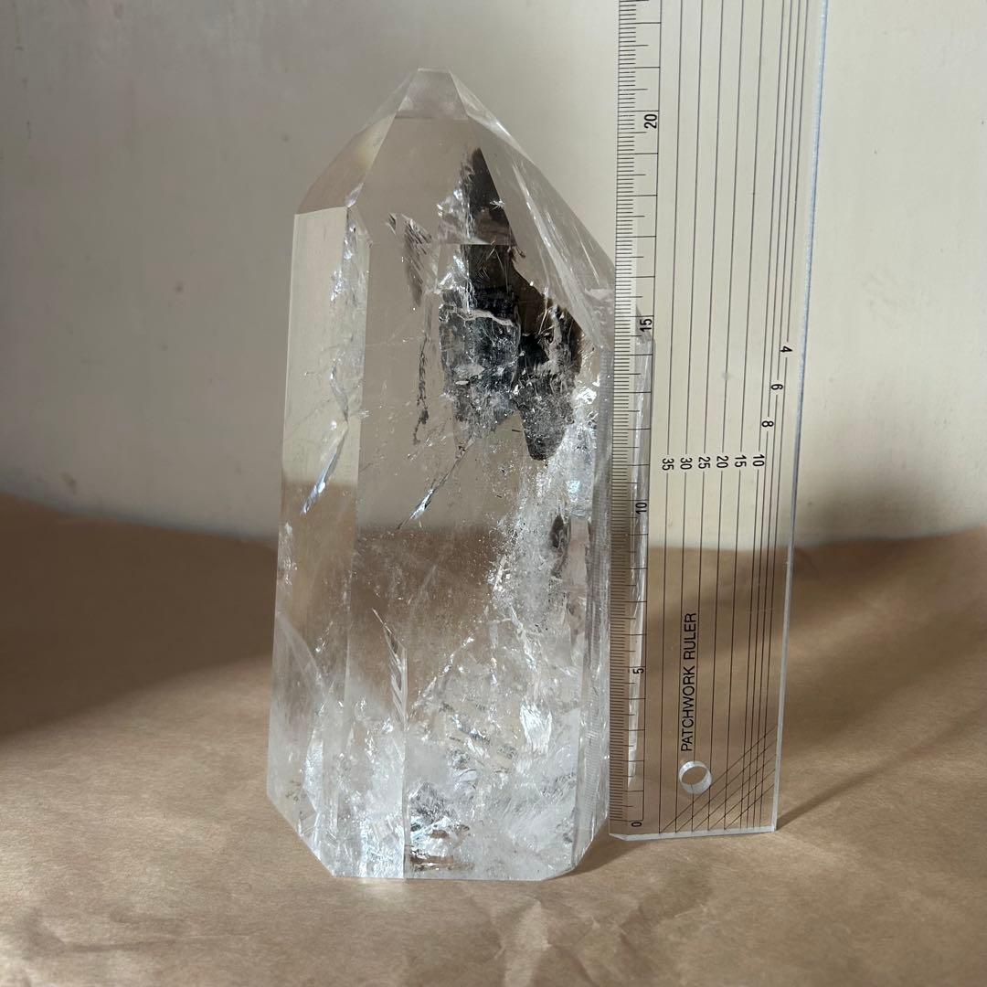 水晶　ポイント　高さ　21センチ　置物